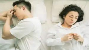 Mang vàng cưới đi bán, tôi chết lặng nhận ra mình đã bị nhà chồng lừa