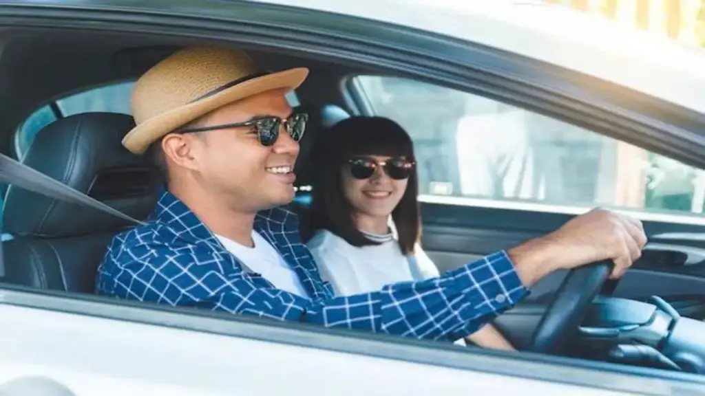 Bố có 4 tỉ đồng gửi ngân hàng nhưng không cho tôi mua ô tô để lấy vợ