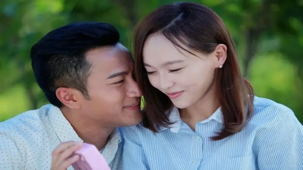 Ngoại tình với đồng nghiệp trẻ, tôi lặng người khi biết chuyện vợ giấu kín