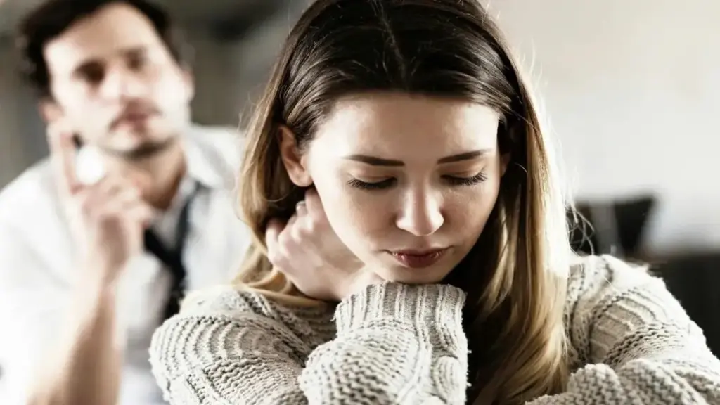 Tôi sống trong sợ hãi mỗi khi chồng say rượu